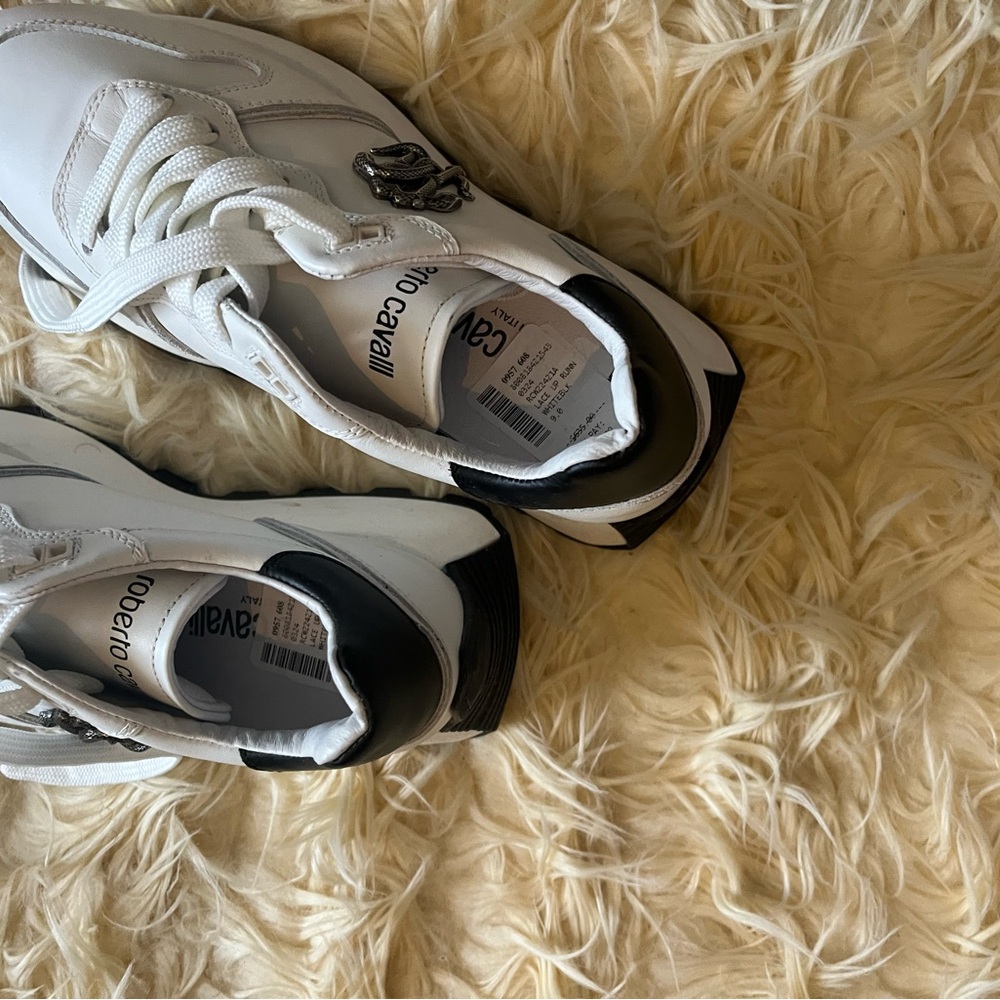Roberto Cavalli White and Black Sneakers Modern Design